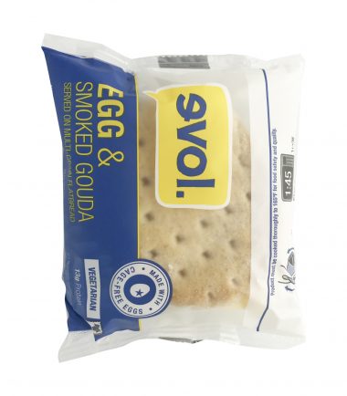 evol-foods-evol-egg-smoked-gouda-served-on-multi-grain-flatbread